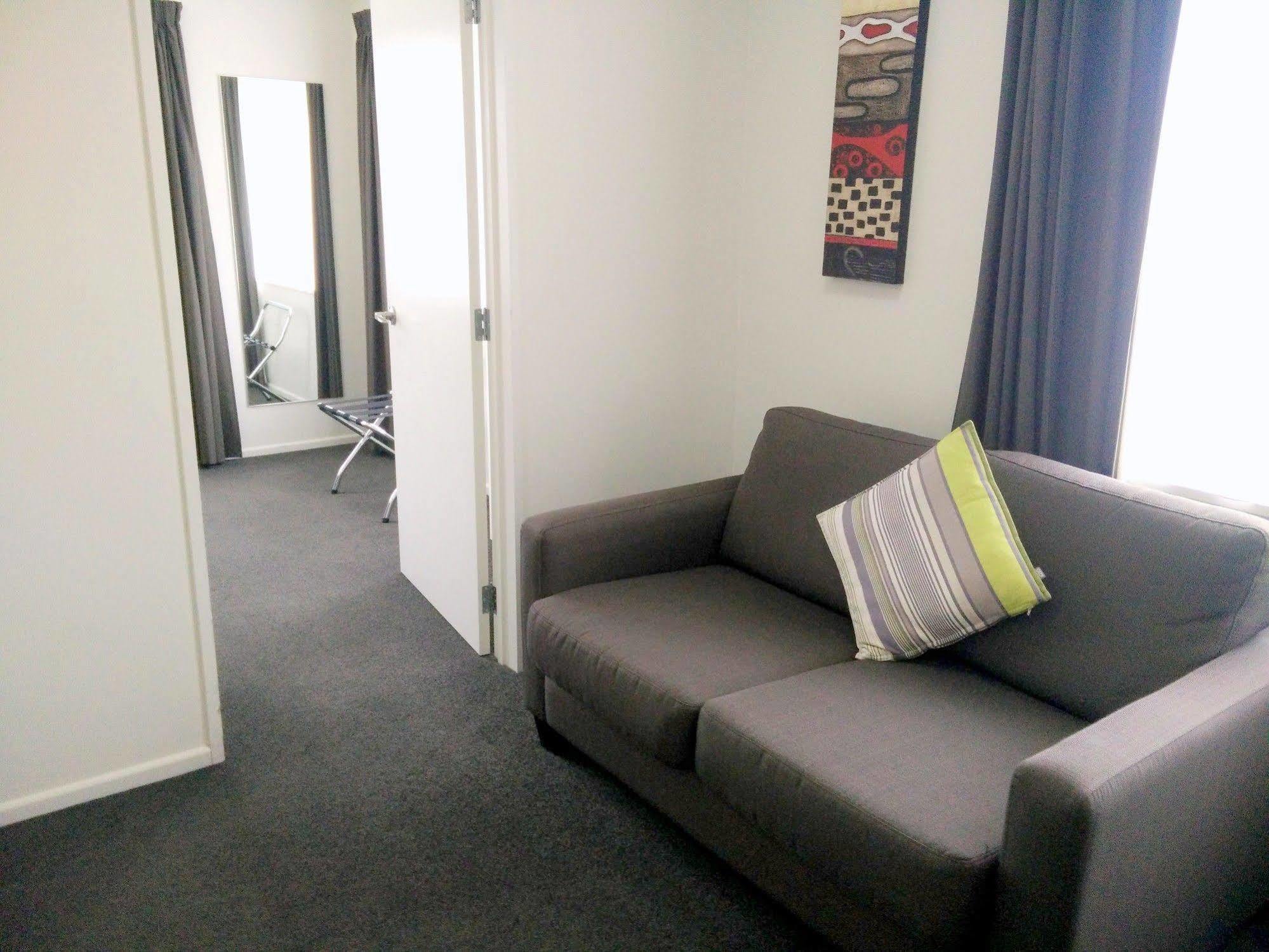 Airport Palms Motel Christchurch Eksteriør billede